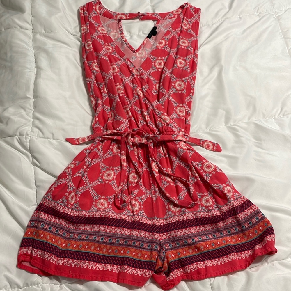 Romper with keyhole back design